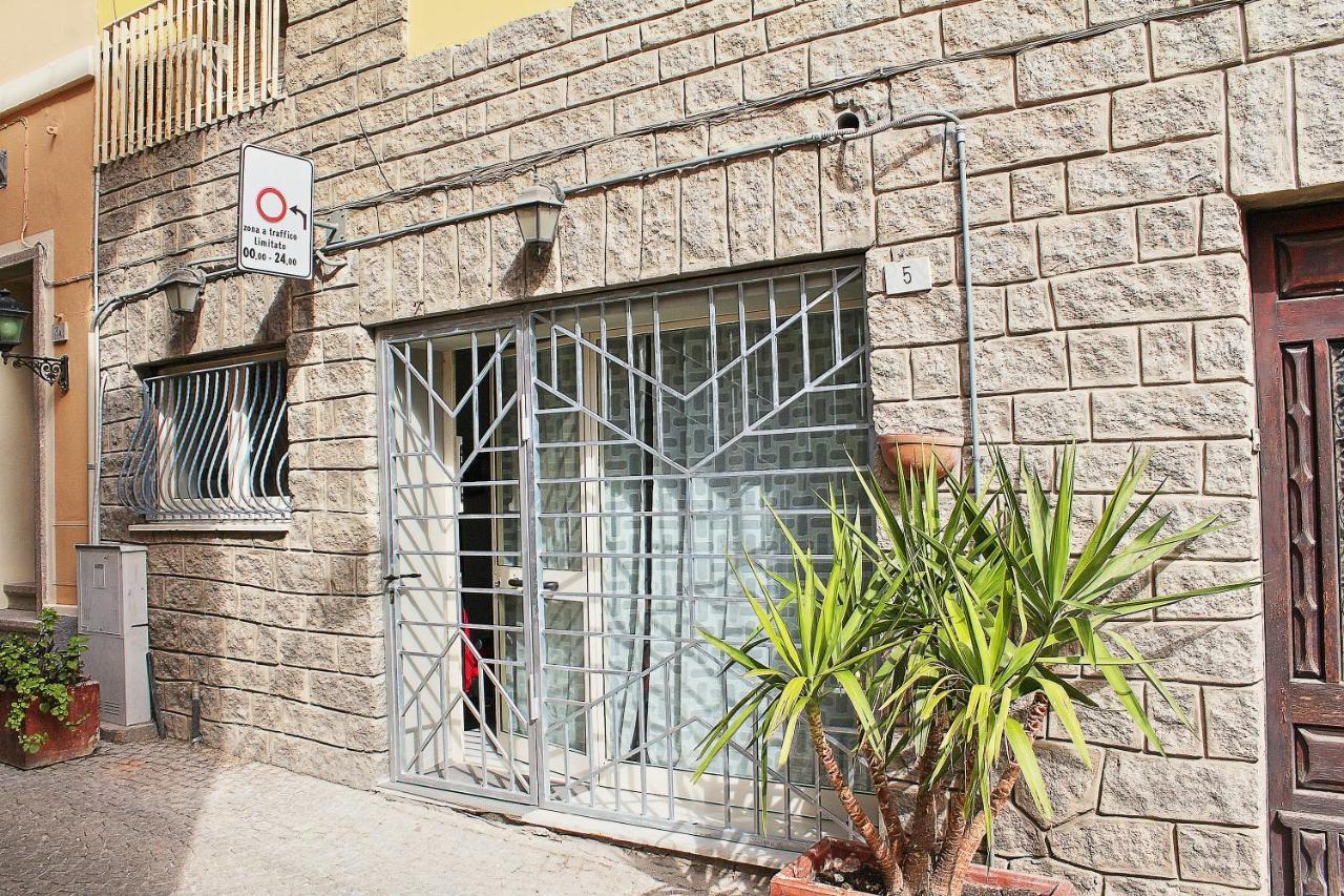 #Garibaldi 05 - Old Town Apartment Olbia Exterior photo